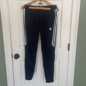 Women’s Adidas Climacool Joggers SZ M